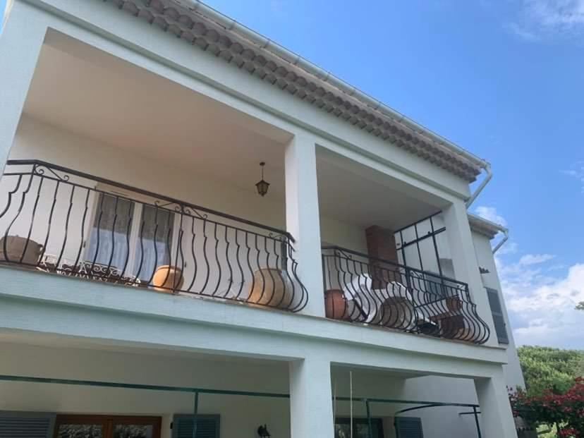 Appartement Independant Dans Villa, Entre Frejus Et St Raphael 외부 사진