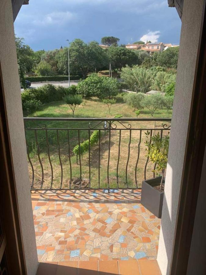 Appartement Independant Dans Villa, Entre Frejus Et St Raphael 외부 사진