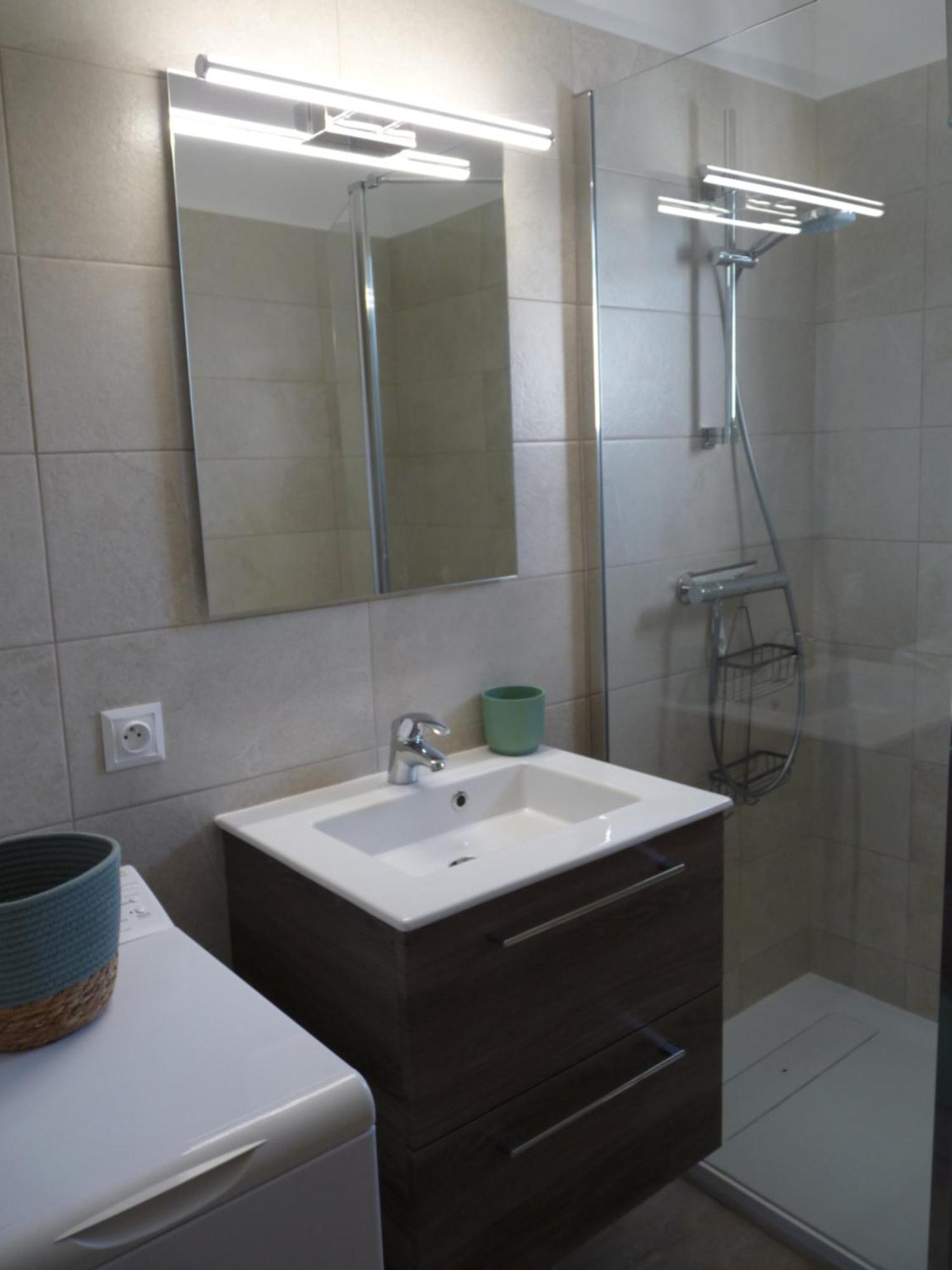 Appartement Independant Dans Villa, Entre Frejus Et St Raphael 외부 사진